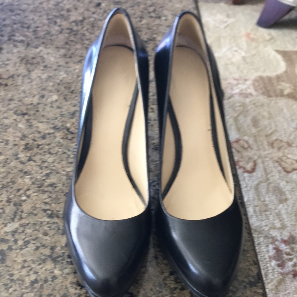 Nine West pumps
